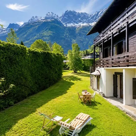 Family With A Garden Overlooking Mont Blanc Chalet
